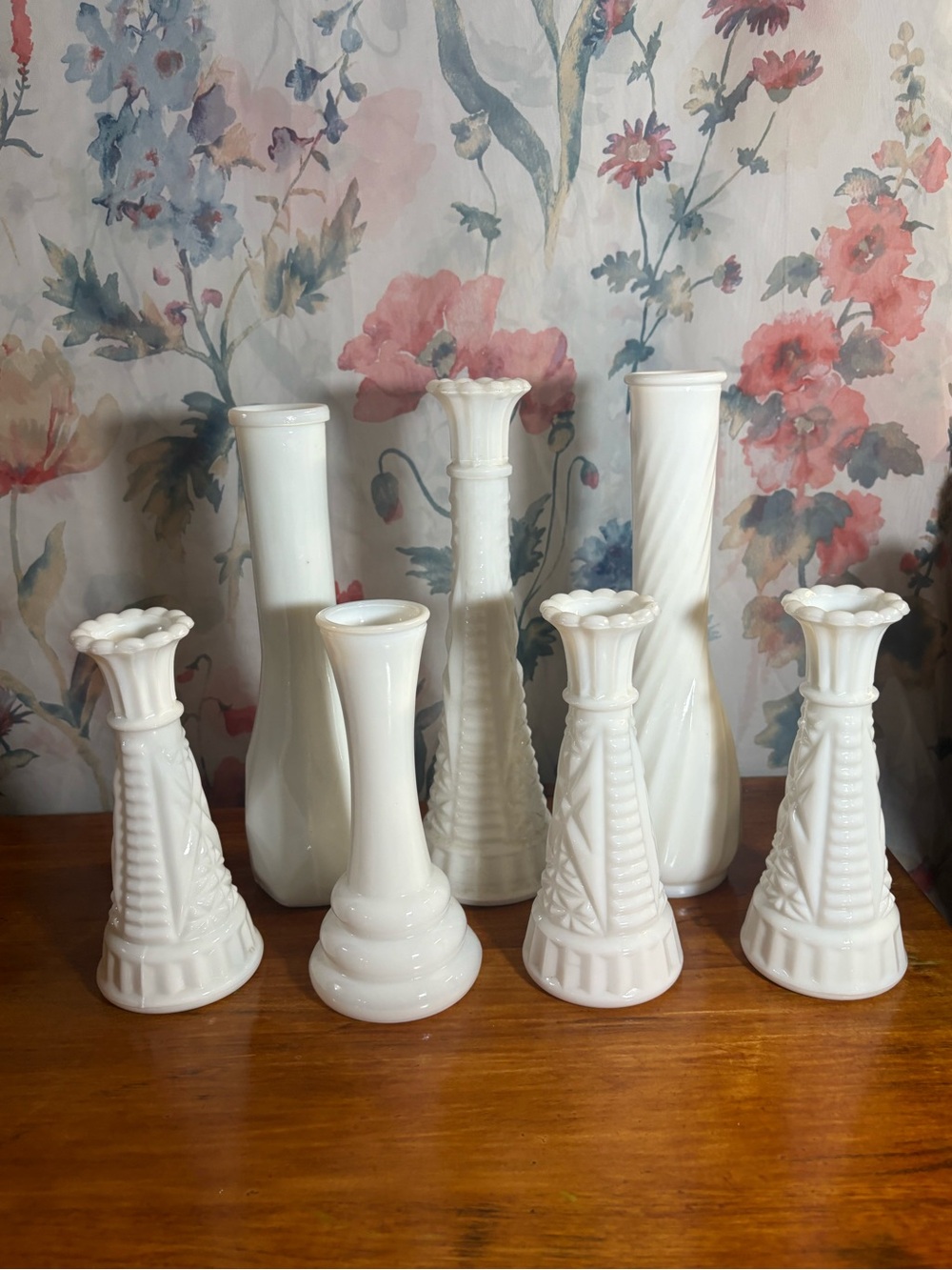 Lot Classic White Milk Glass Bud Vase Set - Home Accents